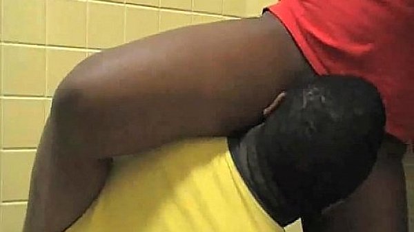 Ebony slut getting fucked –voksaltube.com